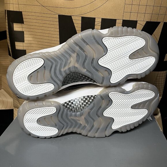 NEW Nike Air Jordan 11 Retro Low IE Orewood Brown White 919712-102 Size 10 main image 6